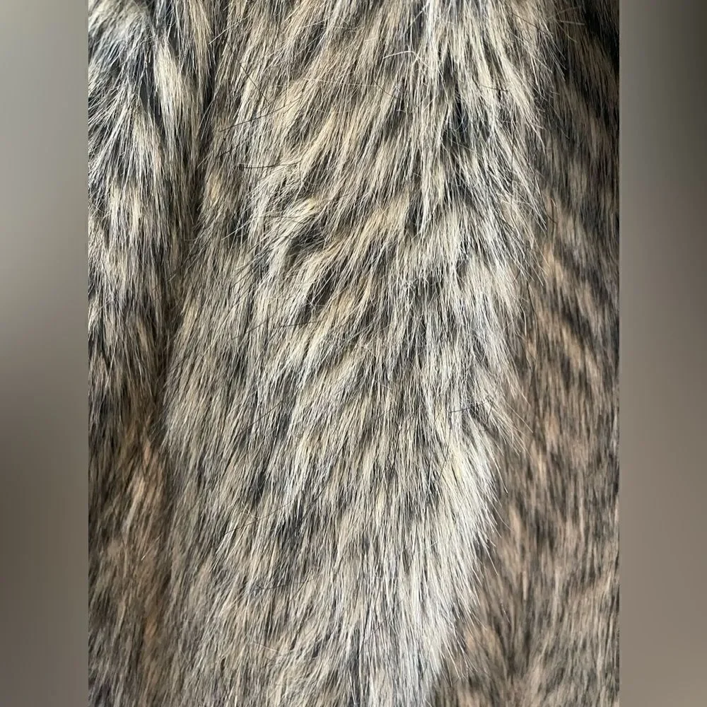 Marc by Marc Jacobs Rickie Raccoon Womens Small Faux Fur Coat‎ Button Up $698